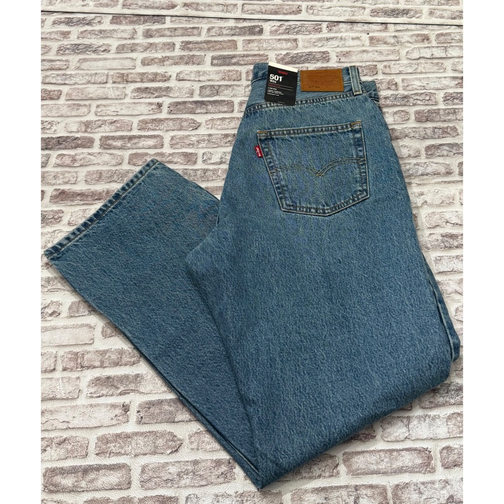 Levis 501 90s Jeans Mens 32x30 Blue Mid Rise Straight Leg Denim Distressed NWT